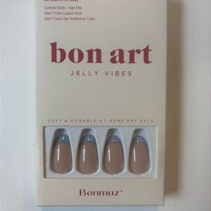 Jelly Vibes Press-On Nails - Tan and Blue